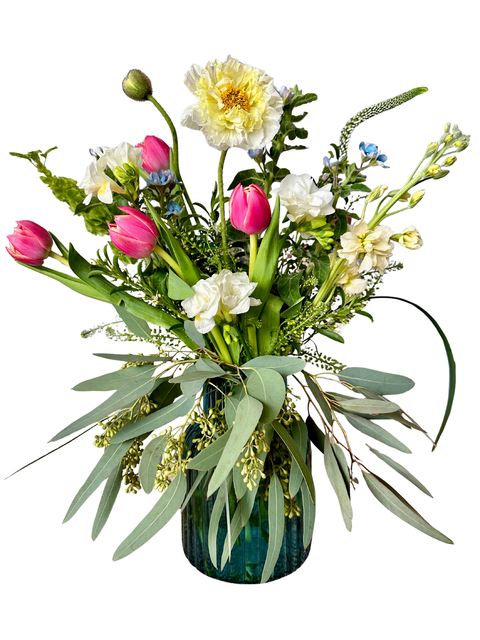 Does tulips look pretty in a flower arrangement?