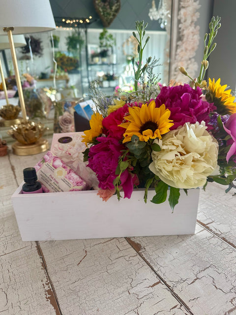 New! Peony Luxe Box